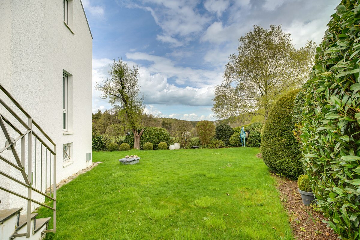 Immobilienangebot - Roetgen - Alle - Traumhaftes Einfamilienhaus mit unverbaubarem Blick in Roetgen-Rott