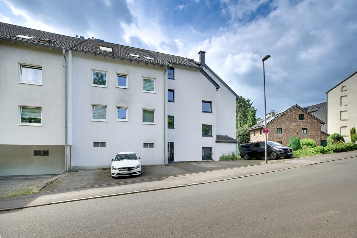 Immobilienangebot - Aachen / Eilendorf - Alle - Neuwertiges Mehrfamilienhaus in Aachen- Eilendorf