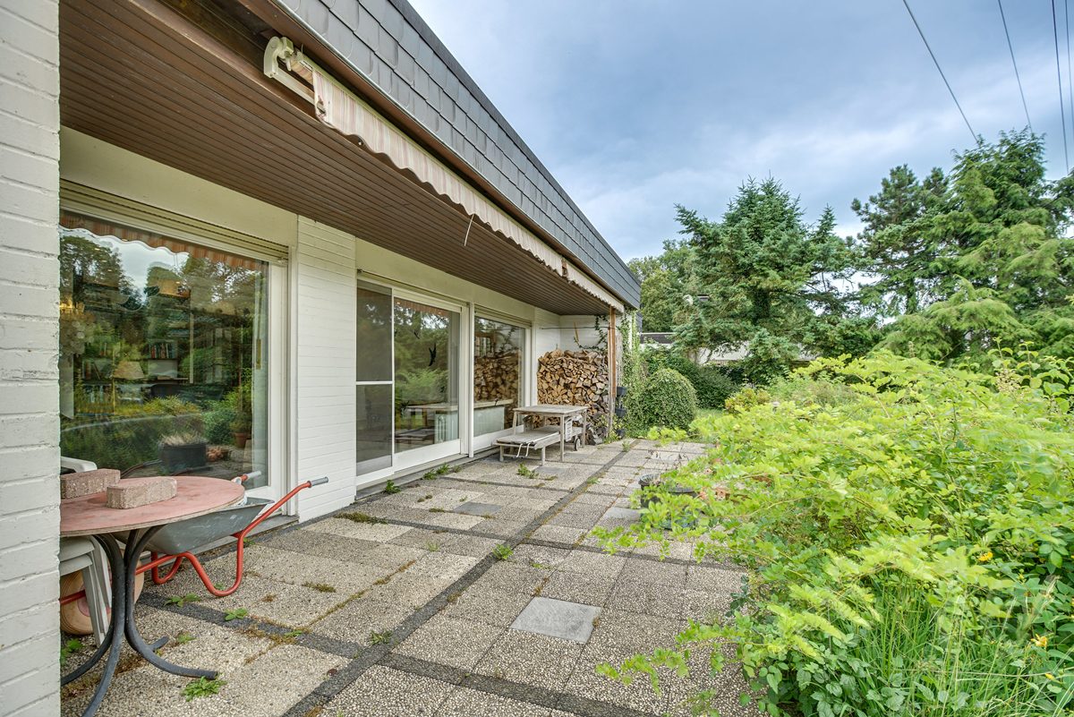 Immobilienangebot - Aachen / Eilendorf - Alle - Zeitloser Bungalow in Aachen-Eilendorf