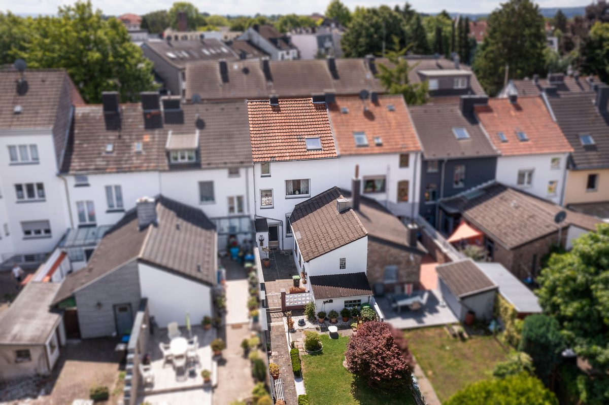 Immobilienangebot - Würselen - Alle - Familienfreundliches Reihenhaus mit Garten und vielseitigen Nutzungsmöglichkeiten in Würselen