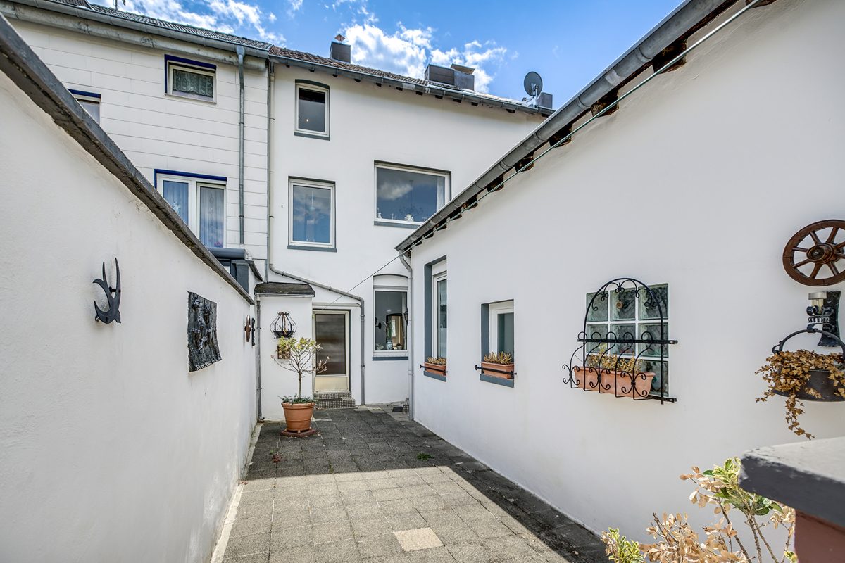 Immobilienangebot - Würselen - Alle - Familienfreundliches Reihenhaus mit Garten und vielseitigen Nutzungsmöglichkeiten in Würselen