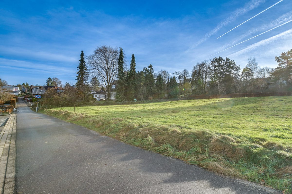 Immobilienangebot - Roetgen / Rott - Grundstücke - Starten Sie Ihr Traumhaus: Sonniges Baugrundstück in idyllischer lage