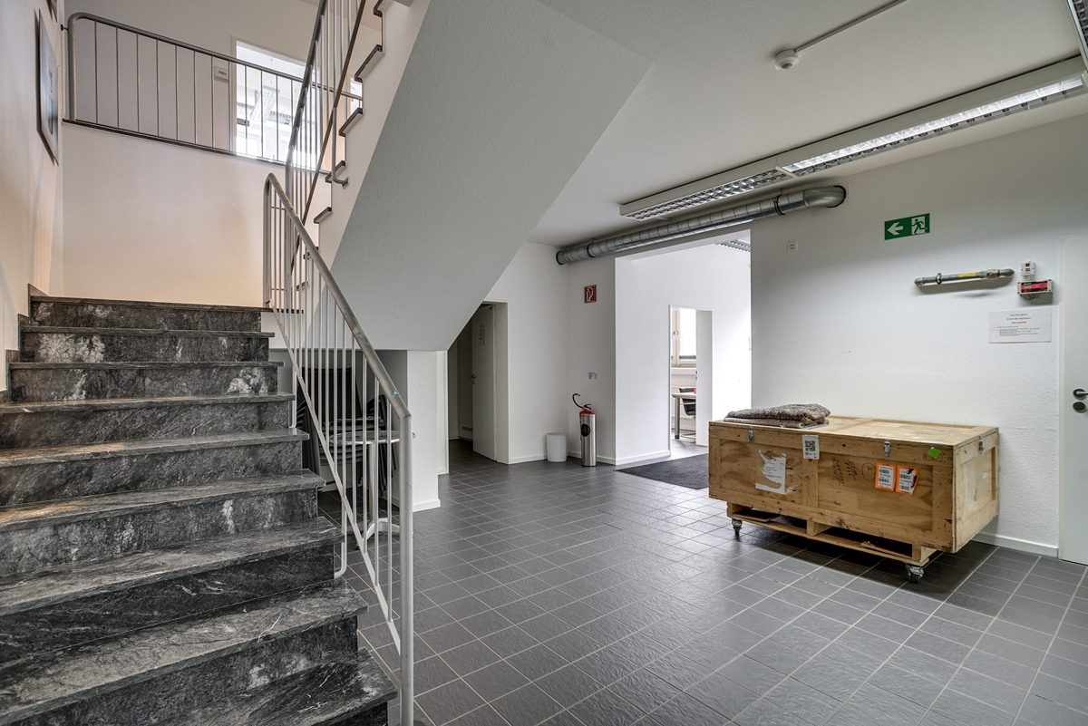 Immobilienangebot - Aachen - Alle - Attraktiver Firmensitz in Aachen – Repräsentatives Bürogebäude mit Entwicklungspotenzial