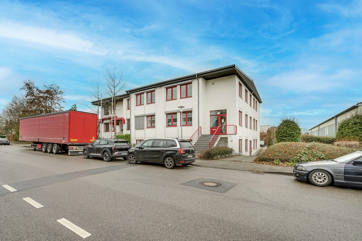Immobilienangebot - Aachen - Alle - Attraktiver Firmensitz in Aachen – Repräsentatives Bürogebäude mit Entwicklungspotenzial