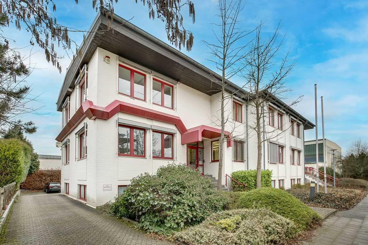 Immobilienangebot - Aachen - Alle - Attraktiver Firmensitz in Aachen – Repräsentatives Bürogebäude mit Entwicklungspotenzial