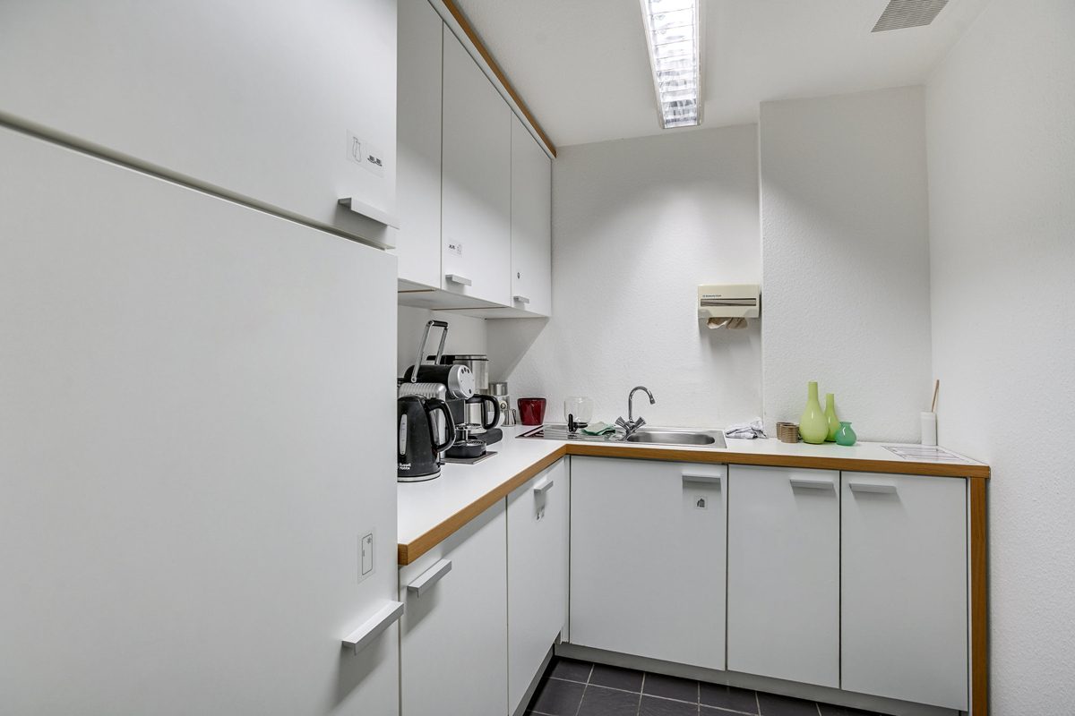 Immobilienangebot - Aachen - Alle - Attraktiver Firmensitz in Aachen – Repräsentatives Bürogebäude mit Entwicklungspotenzial
