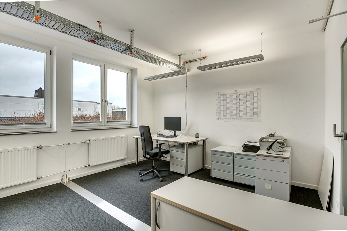 Immobilienangebot - Aachen - Alle - Attraktiver Firmensitz in Aachen – Repräsentatives Bürogebäude mit Entwicklungspotenzial