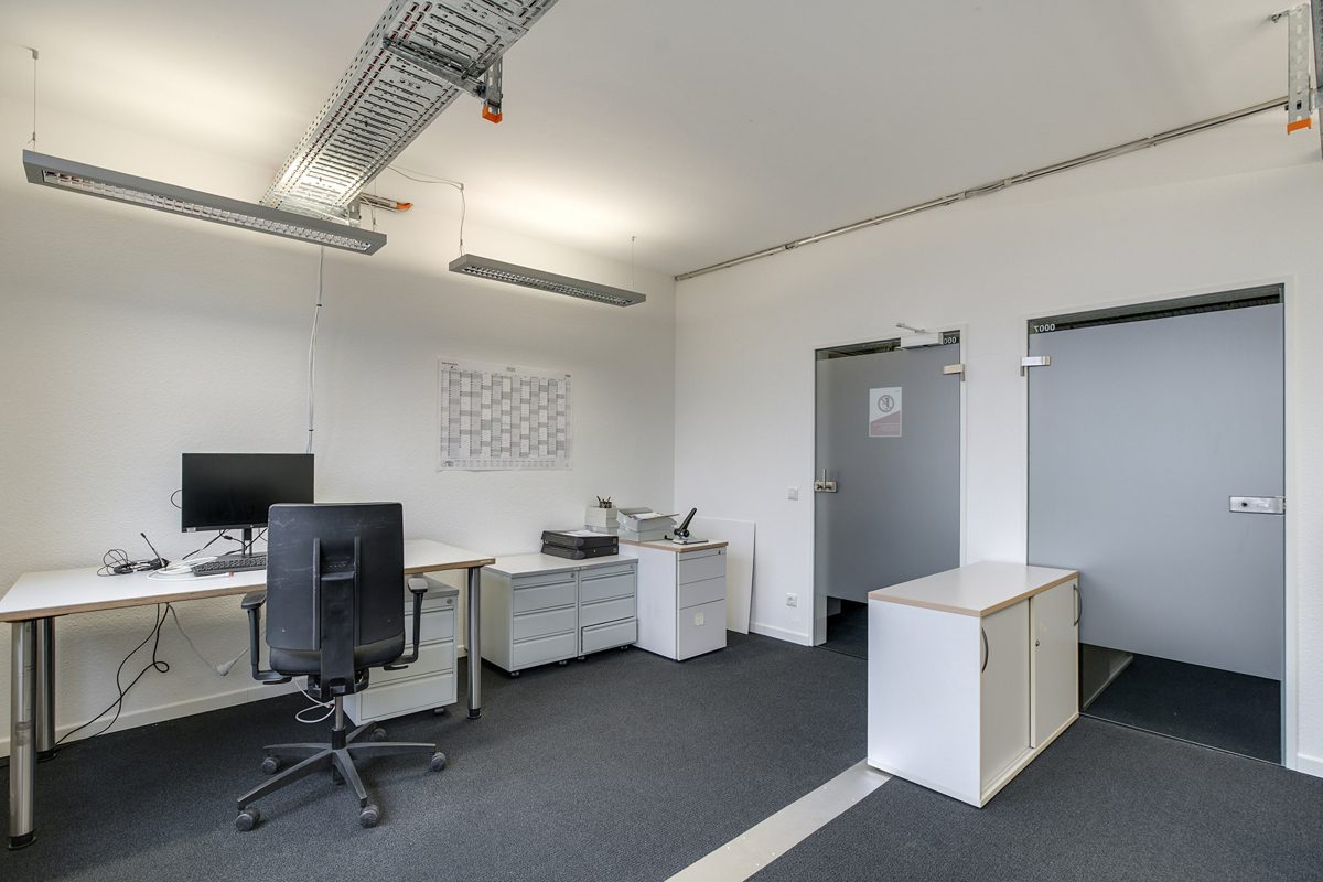 Immobilienangebot - Aachen - Alle - Attraktiver Firmensitz in Aachen – Repräsentatives Bürogebäude mit Entwicklungspotenzial