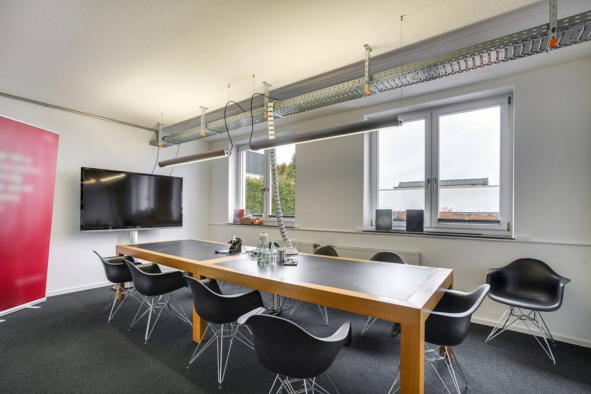 Immobilienangebot - Aachen - Alle - Attraktiver Firmensitz in Aachen – Repräsentatives Bürogebäude mit Entwicklungspotenzial