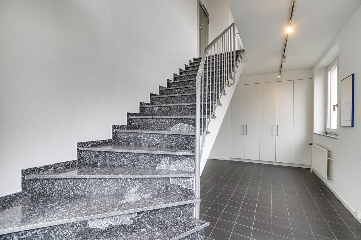Immobilienangebot - Aachen - Alle - Attraktiver Firmensitz in Aachen – Repräsentatives Bürogebäude mit Entwicklungspotenzial