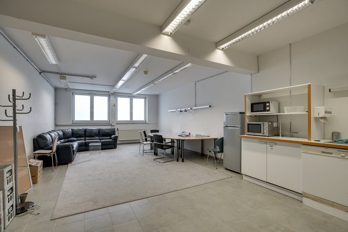 Immobilienangebot - Aachen - Alle - Attraktiver Firmensitz in Aachen – Repräsentatives Bürogebäude mit Entwicklungspotenzial