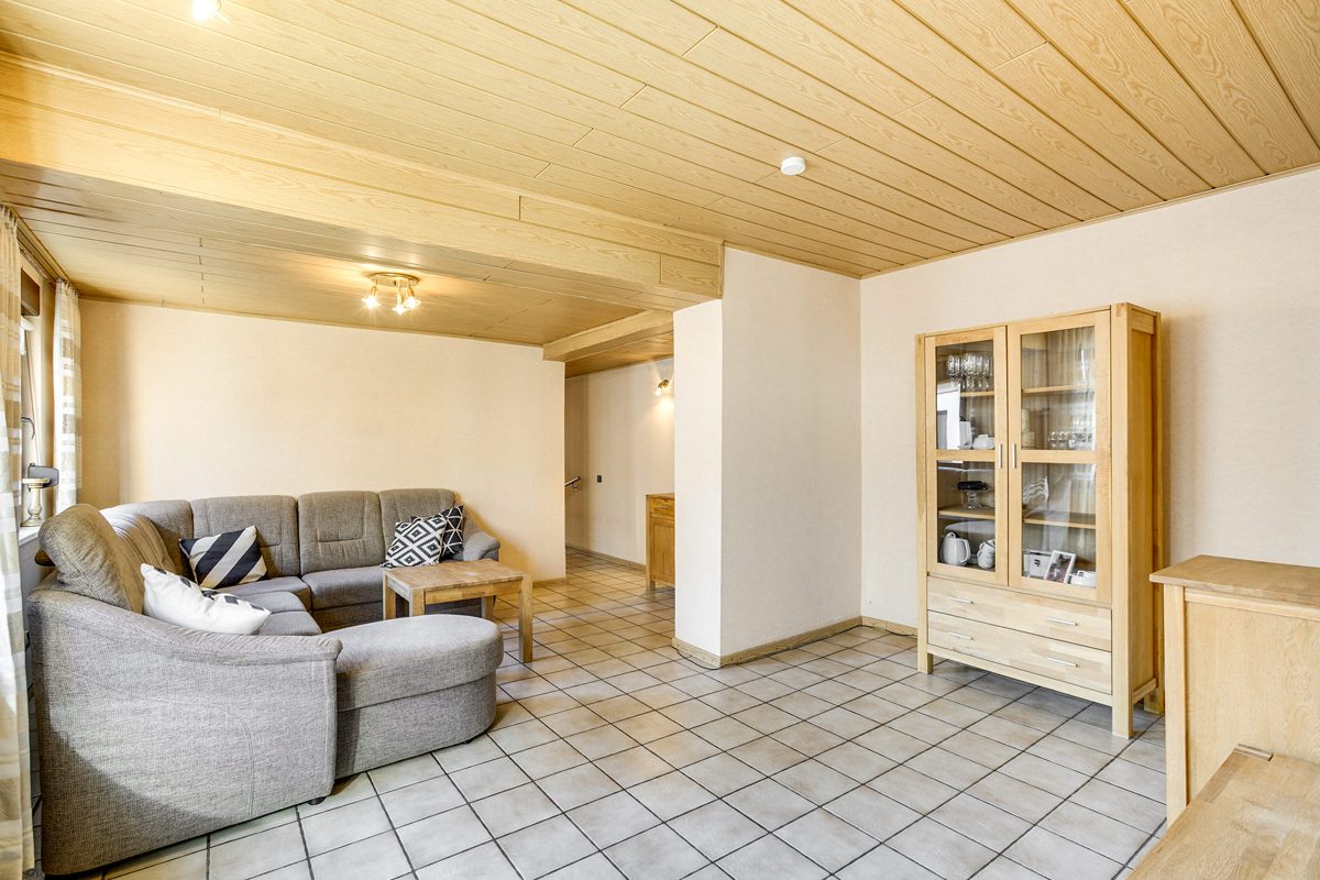 Immobilienangebot - Übach-Palenberg - Alle - Charmantes Reihenendhaus für kleine Familien in Übach-Palenberg/Boscheln