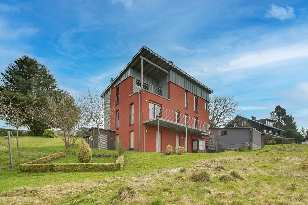 Immobilienangebot - Roetgen - Alle - Energieeffizientes Einfamilienhaus mit ausgebauten Nutzflächen und Ausblick in Roetgen-Rott