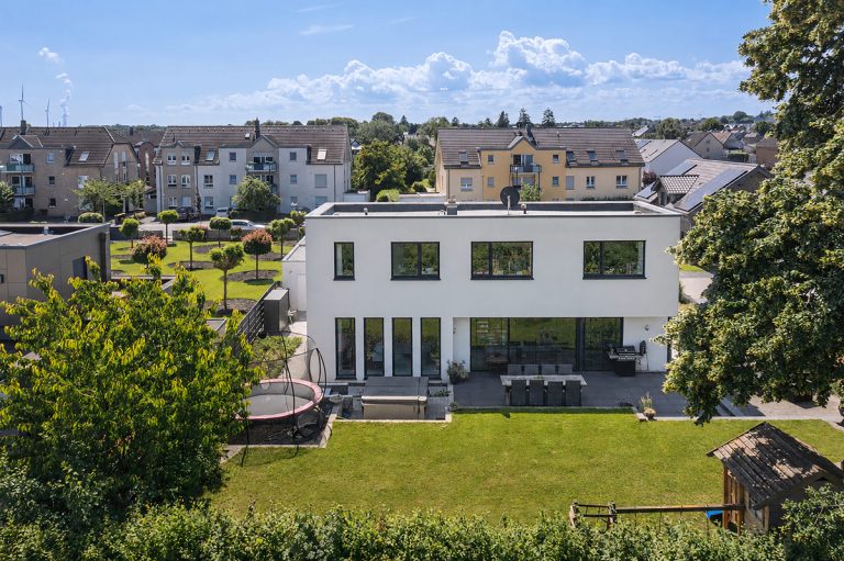 Immobilienangebot - Alsdorf / Hoengen - Alle - Top Lage trifft moderne Wohnqualität - Freistehendes Einfamilienhaus in Alsdorf