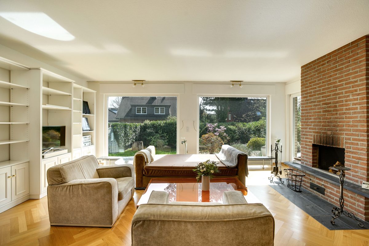 Immobilienangebot - Aachen - Alle - Freistehendes Einfamilienhaus mit Einliegerwohnung in Top Lage von Walheim