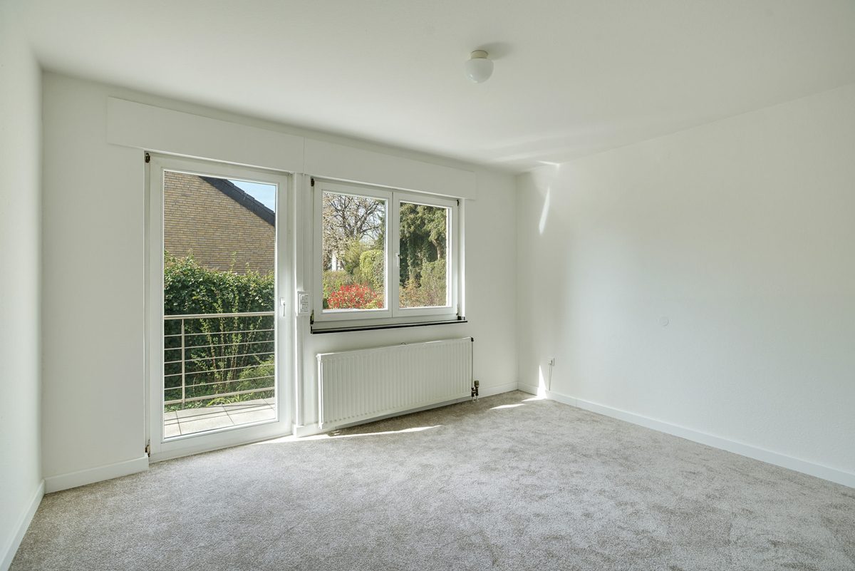 Immobilienangebot - Aachen - Alle - Freistehendes Einfamilienhaus mit Einliegerwohnung in Top Lage von Walheim