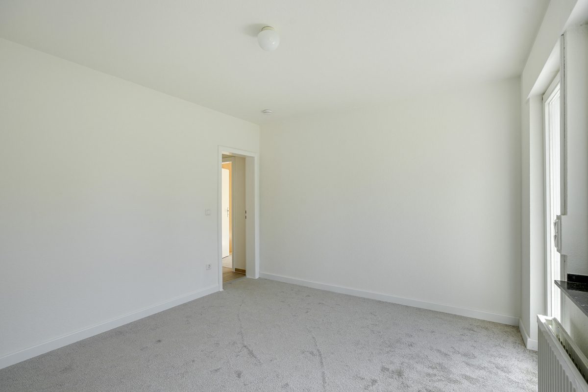 Immobilienangebot - Aachen - Alle - Freistehendes Einfamilienhaus mit Einliegerwohnung in Top Lage von Walheim