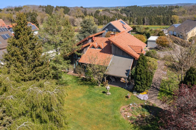 Immobilienangebot - Schleiden-Ettelscheid - Alle - Ruhe, Natur und Lebensqualität - Freistehendes Einfamilienhaus in traumhafter Eifellage