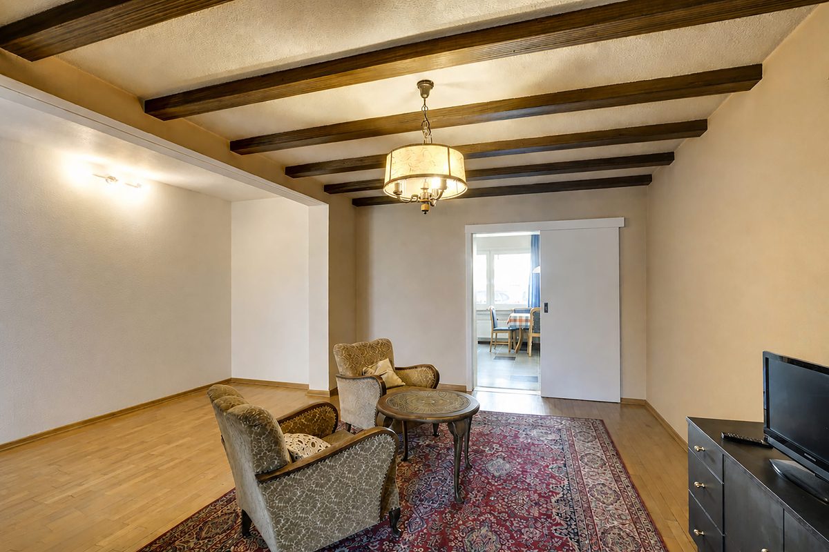 Immobilienangebot - Geilenkirchen - Alle - Großzügiges Ein-/Zweifamilienhaus mit viel Platz, Erweiterungen und familienfreundlichem Grundstück