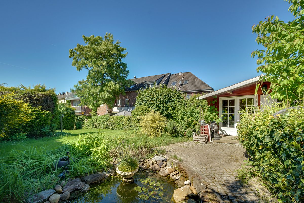 Immobilienangebot - Geilenkirchen - Alle - Großzügiges Ein-/Zweifamilienhaus mit viel Platz, Erweiterungen und familienfreundlichem Grundstück