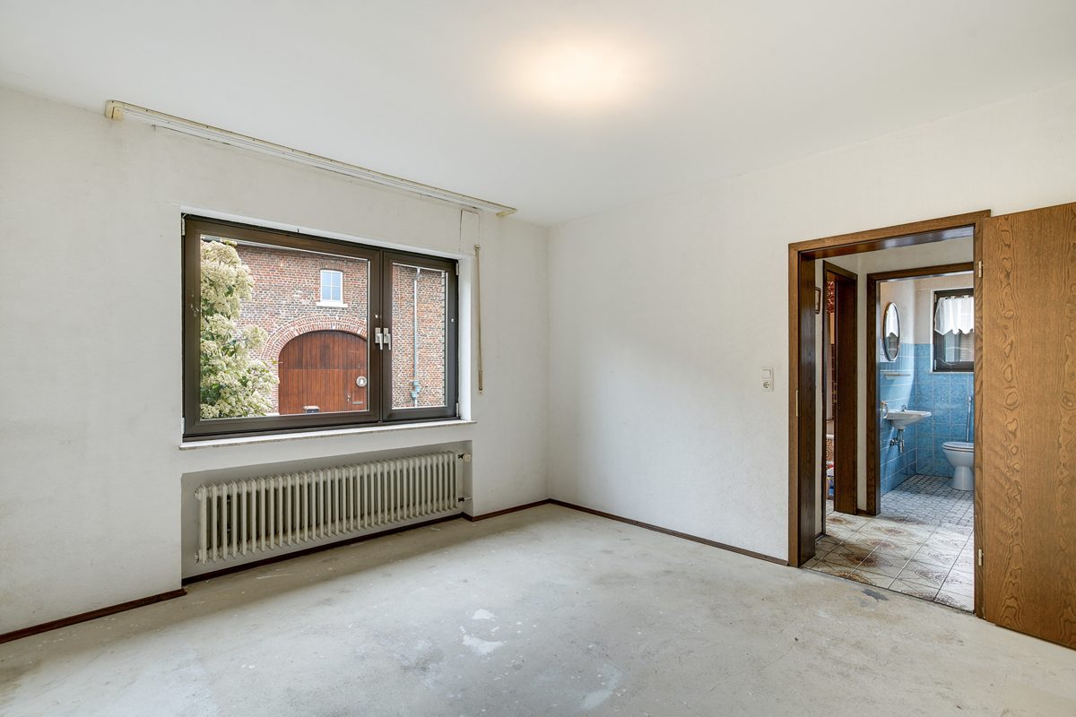 Immobilienangebot - Aldenhoven - Alle - Raum für Familie, Ruhe und Lebensqualität – Freistehendes Wohnhaus mit besonderem Charakter