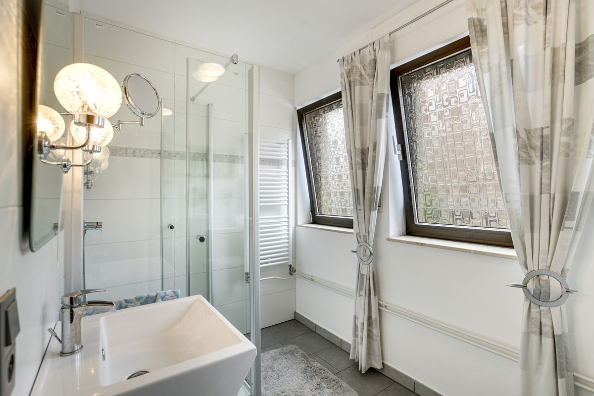 Immobilienangebot - Aldenhoven - Alle - Außergewöhnliche Architektur trifft auf echtes Wohngefühl