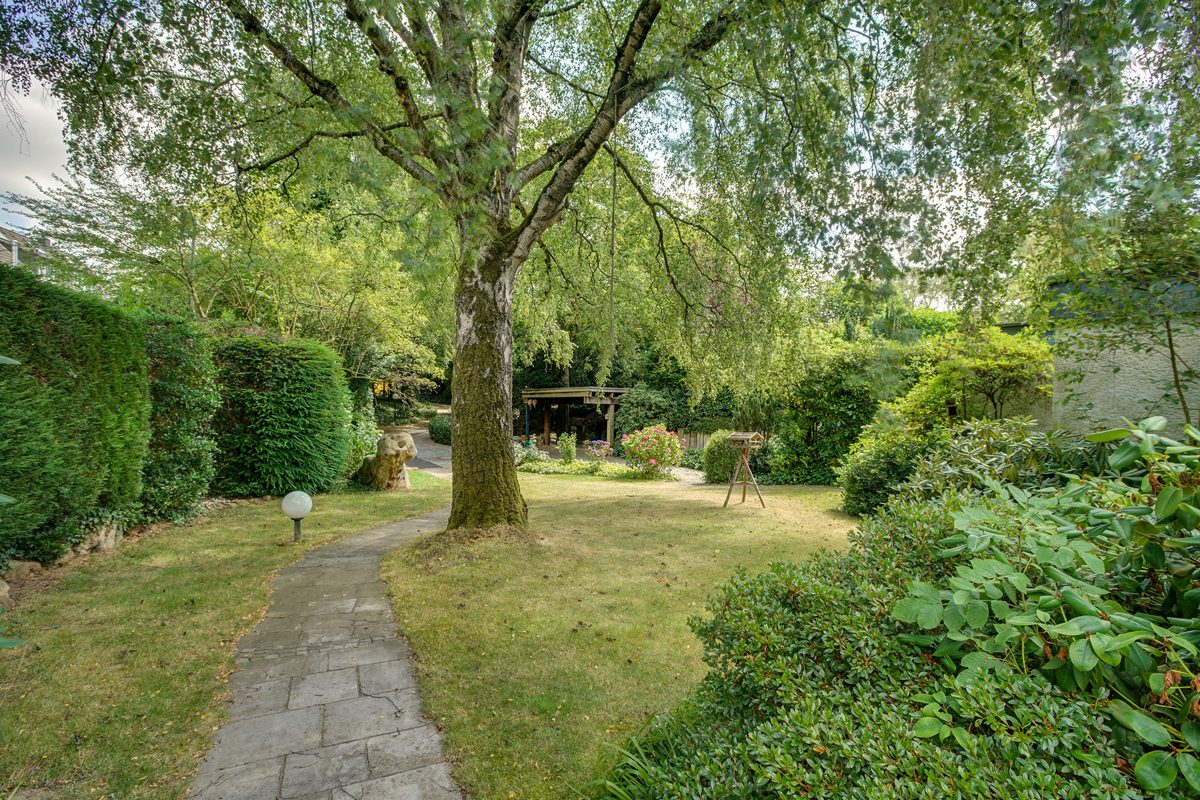 Immobilienangebot - Herzogenrath - Alle - Mehr Privatsphäre geht kaum – Toplage in Kohlscheid