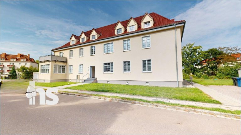 Immobilienangebot - Leuna - Alle - Charmante 2-Zimmer-Wohnung mit Terrasse in ruhiger Lage von Leuna