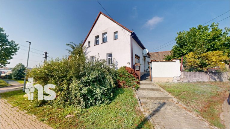 Immobilienangebot - Helbra - Alle - PROVISIONSFREI: Großes Wohnhaus in Helbra mit tollem Grundstück