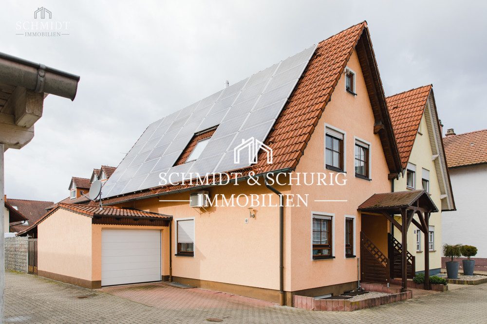 Immobilienangebot - Berg (Pfalz) - Alle - Doppelhaushälfte mit Garage und schönem Garten in idyllischer Grenznähe zu Frankreich.