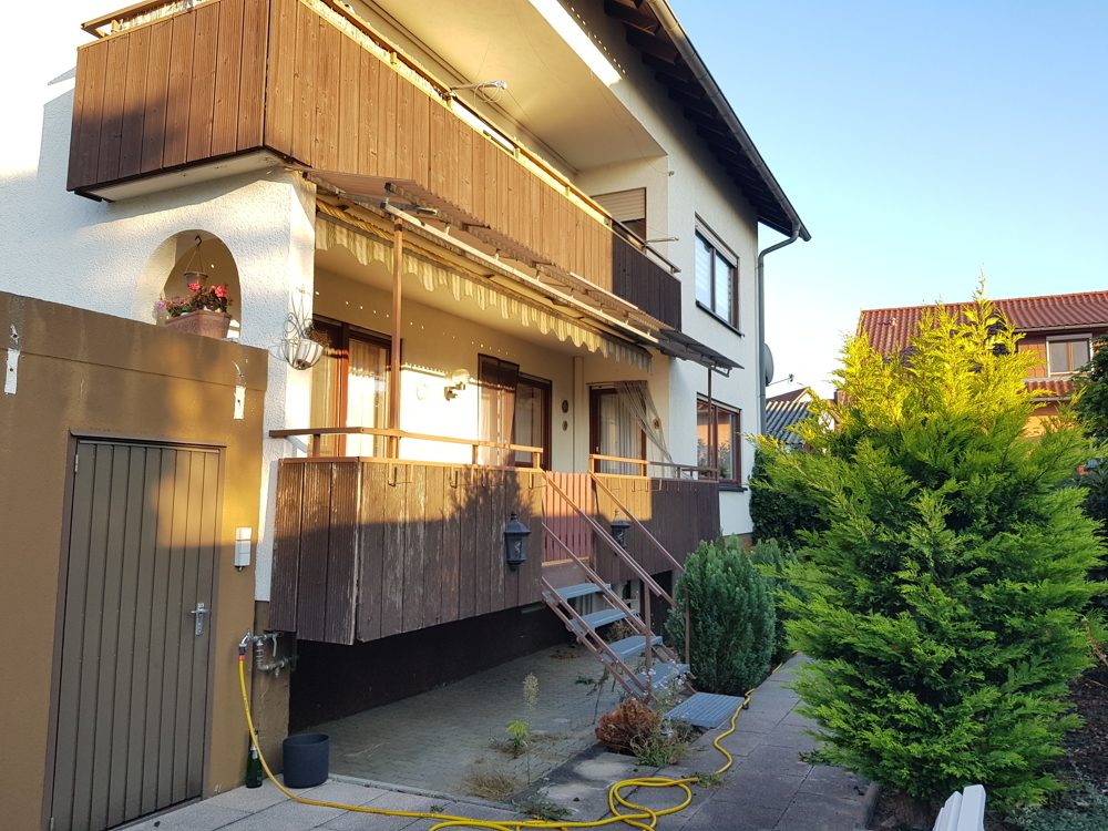 Immobilienangebot - Forst - Alle - Großzügige 4-Zimmerwohnung mit Balkon, Garten und Garagenstellplatz.