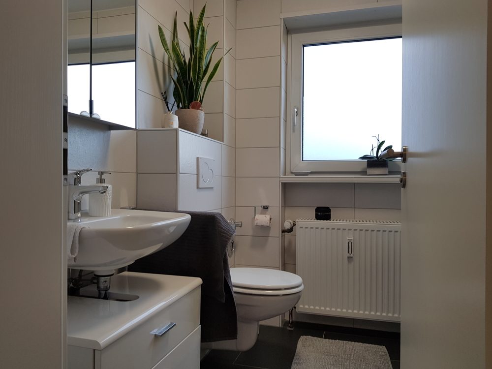 Immobilienangebot - Ubstadt-Weiher / Ubstadt - Alle - Solide 1,5-Zimmerwohnung mit Einbauküche.