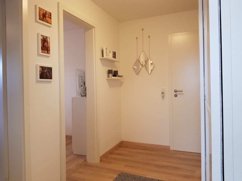 Immobilienangebot - Ubstadt-Weiher / Ubstadt - Alle - Solide 1,5-Zimmerwohnung mit Einbauküche.
