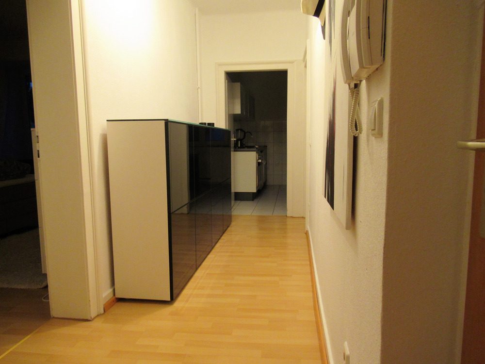 Immobilienangebot - Karlsruhe / Weiherfeld-Dammerstock - Alle - Gepflegte 3-Zimmerwohnung in einem 3-Familienhaus.