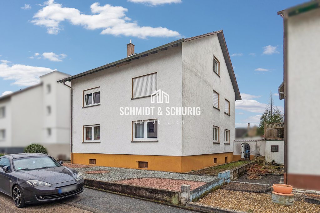 Immobilienangebot - Ubstadt-Weiher - Alle - Teilvermietetes Mehrfamilienhaus mit viel Potenzial auf großem Grundstück