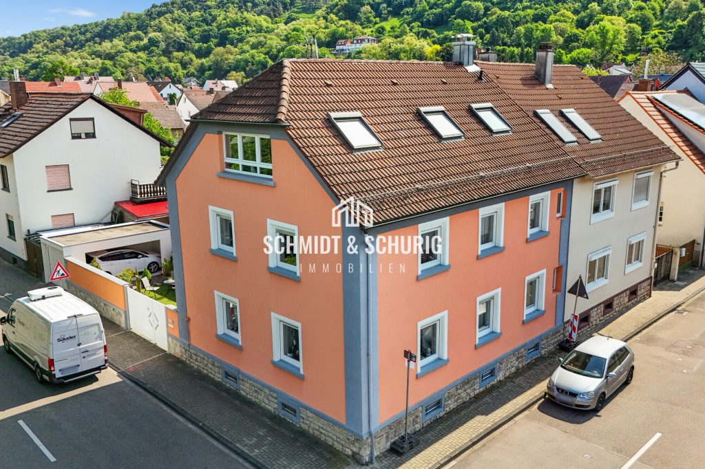 Immobilienangebot - Bruchsal - Alle - Zwei Generationen unter einem Dach – großzügiges Wohnen mit Ambiente