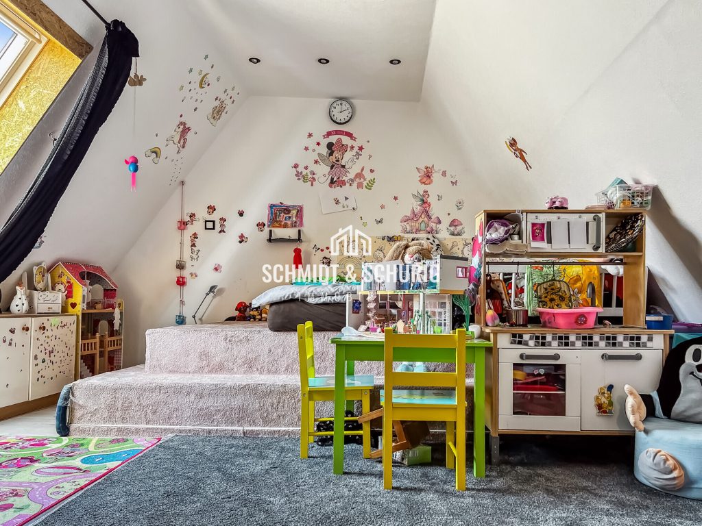 Immobilienangebot - Kürnbach - Alle - Einfamilienhaus mit Potenzial – mit Balkon und Keller in ruhiger Lage