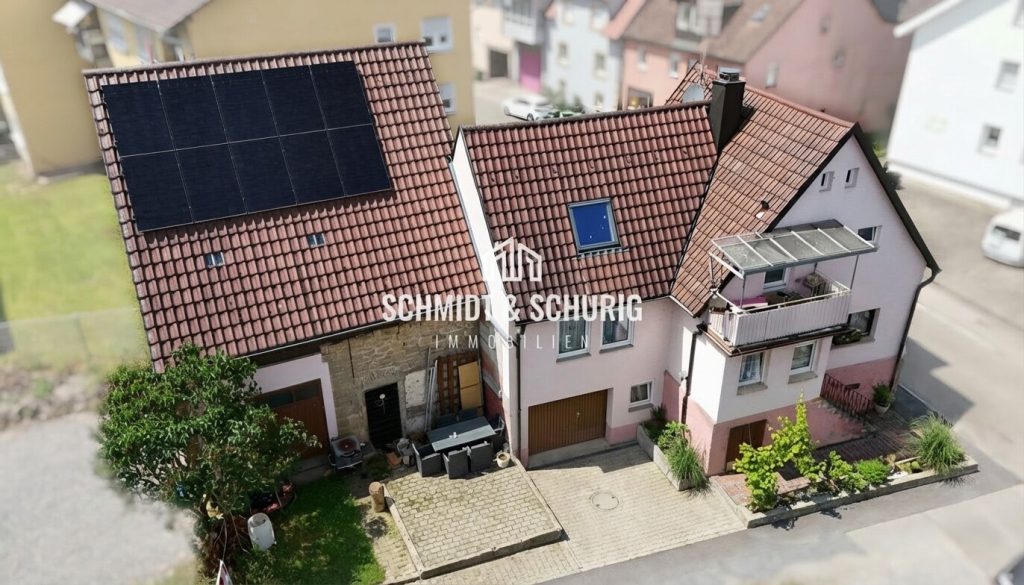 Immobilienangebot - Kürnbach - Alle - Einfamilienhaus mit Potenzial – mit Balkon und Keller in ruhiger Lage