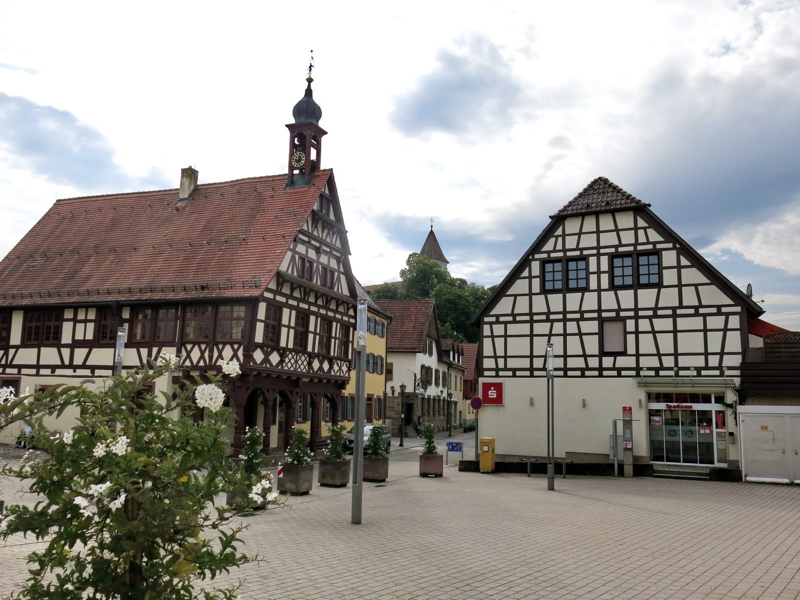 Altes Rathaus Königsbach |  Immobilienmakler Königsbach-Stein - Schmidt & Schurig Immobilien