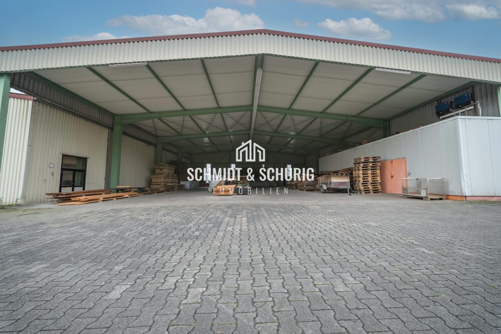 Immobilienangebot - Kraichtal / Oberöwisheim - Alle - Gewerbeeinheit im Kraichtal mit
großer Hallen - und Lagerfläche