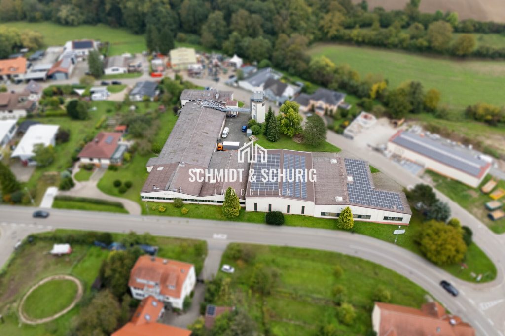 Immobilienangebot - Kraichtal / Oberöwisheim - Alle - Gewerbeeinheit im Kraichtal mit
großer Hallen - und Lagerfläche