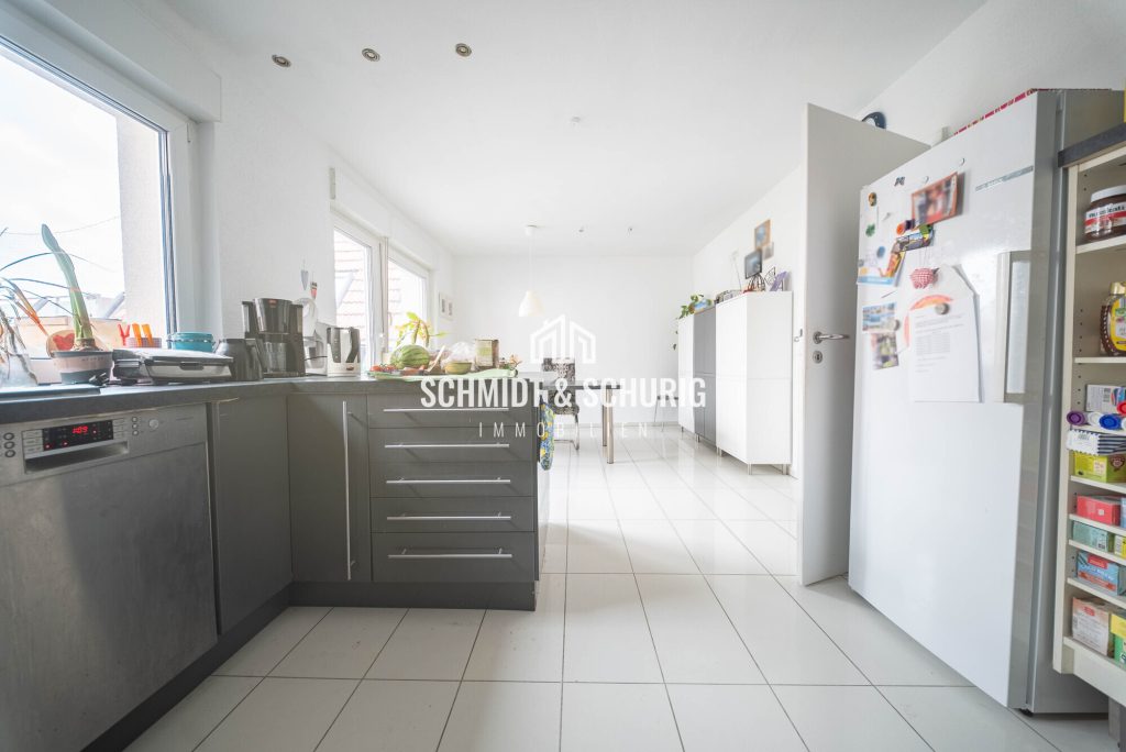Immobilienangebot - Bruchsal / Heidelsheim - Alle - Wohn- und Geschäftshaus mit großem Grundstück und Garage