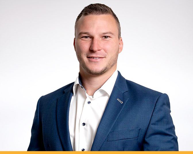 Schmidt-Schurig-Immobilien-Timo-Siegl Ein Foto des Immobilienmaklers Timo Siegl