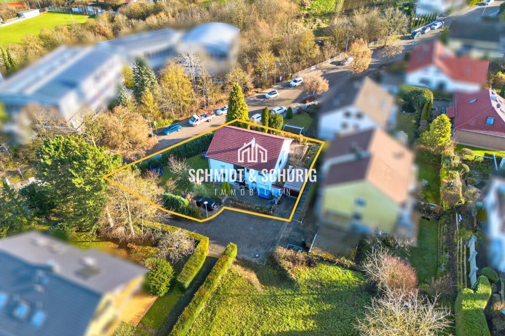 Immobilienangebot - Bretten - Alle - Solides Einfamilienhaus mit Einliegerwohnung und großem Garten