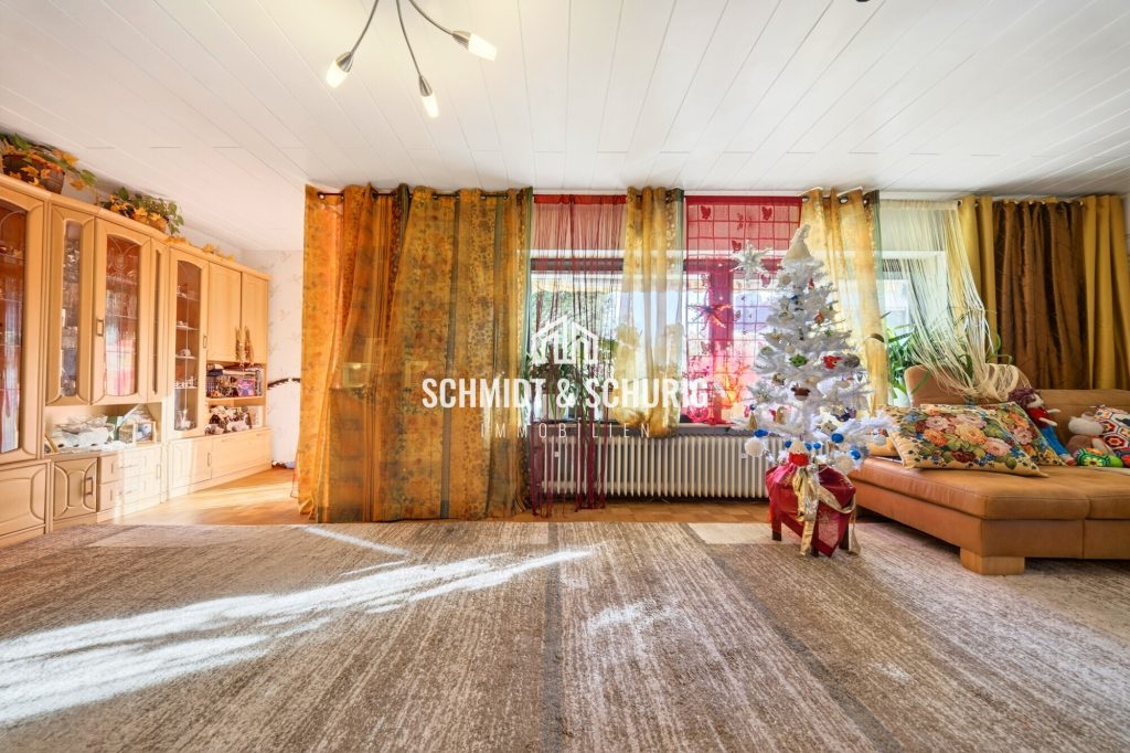 Immobilienangebot - Bretten - Alle - Solides Einfamilienhaus mit Einliegerwohnung und großem Garten