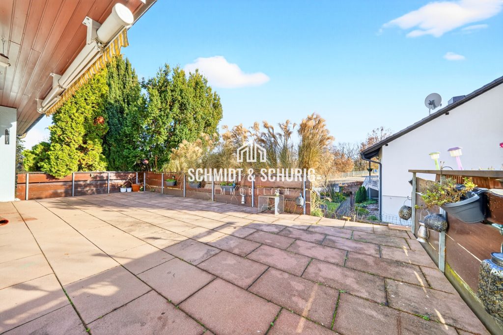 Immobilienangebot - Bretten - Alle - Solides Einfamilienhaus mit Einliegerwohnung und großem Garten
