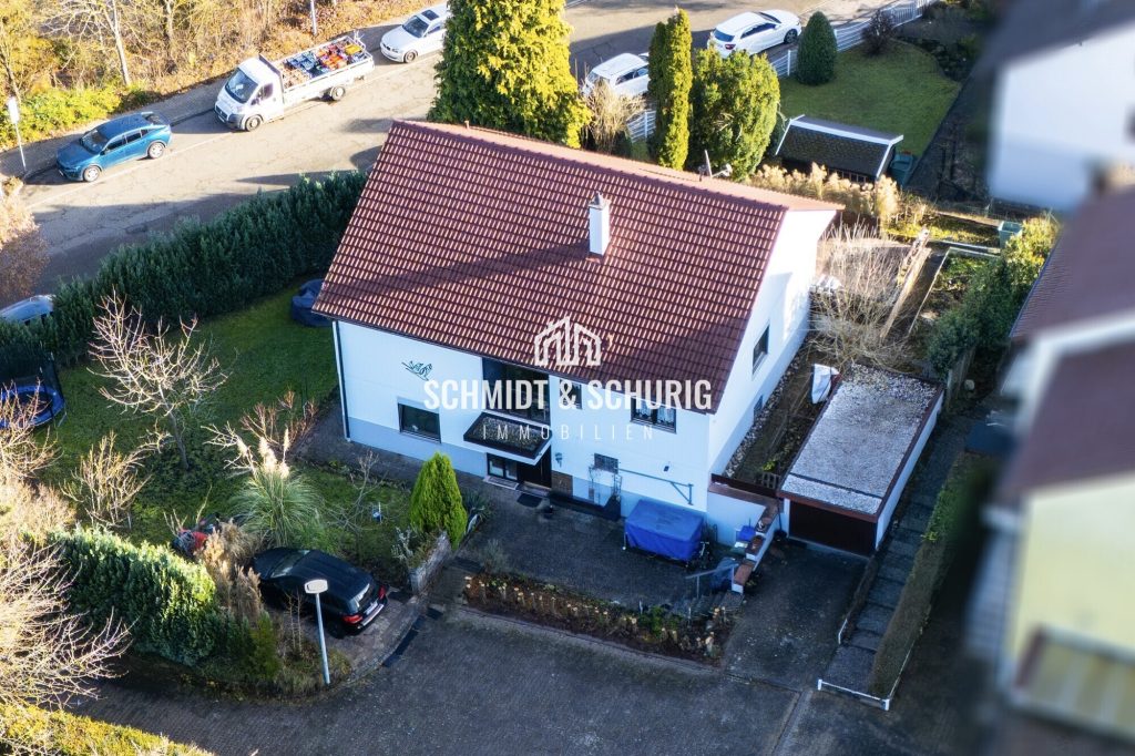 Immobilienangebot - Bretten - Alle - Solides Einfamilienhaus mit Einliegerwohnung und großem Garten