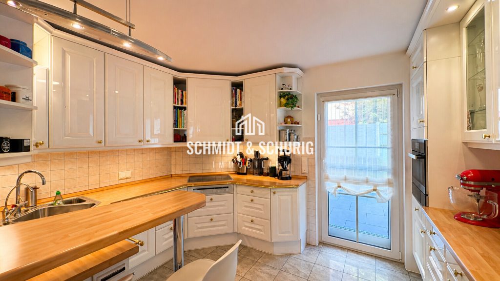 Immobilienangebot - Mühlacker / Enzberg - Alle - Großzügige Doppelhaushälfte mit barrierefreier Einliegerwohnung