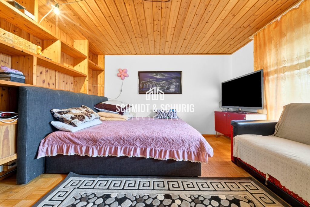 Immobilienangebot - Waldbronn - Alle - Großzügige Doppelhaushälfte mit viel Potenzial in Waldbronn