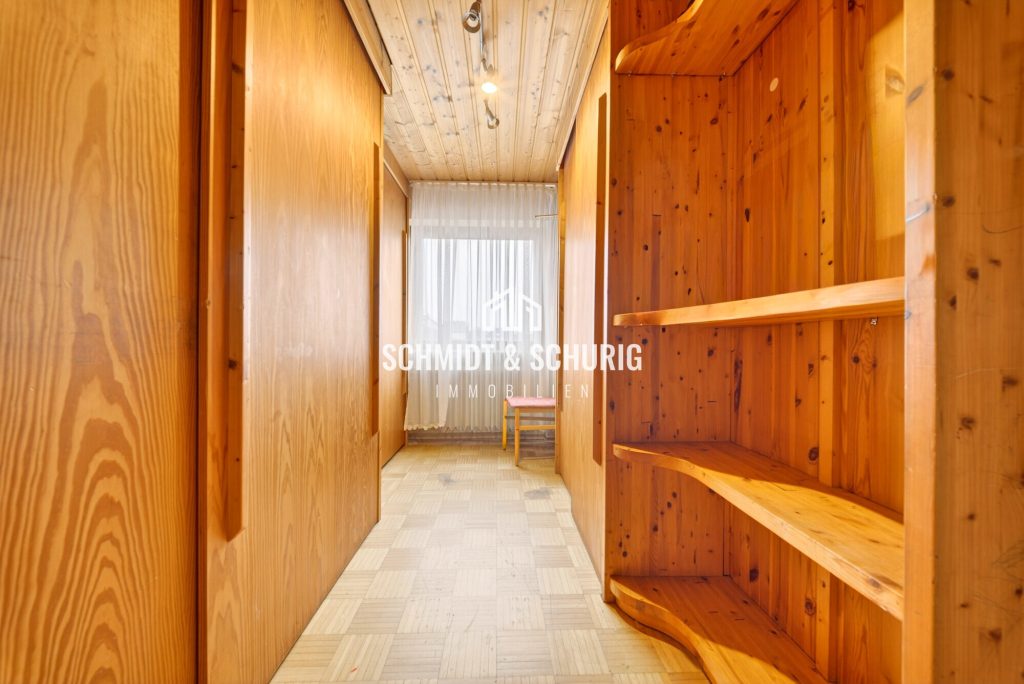 Immobilienangebot - Waldbronn - Alle - Großzügige Doppelhaushälfte mit viel Potenzial in Waldbronn